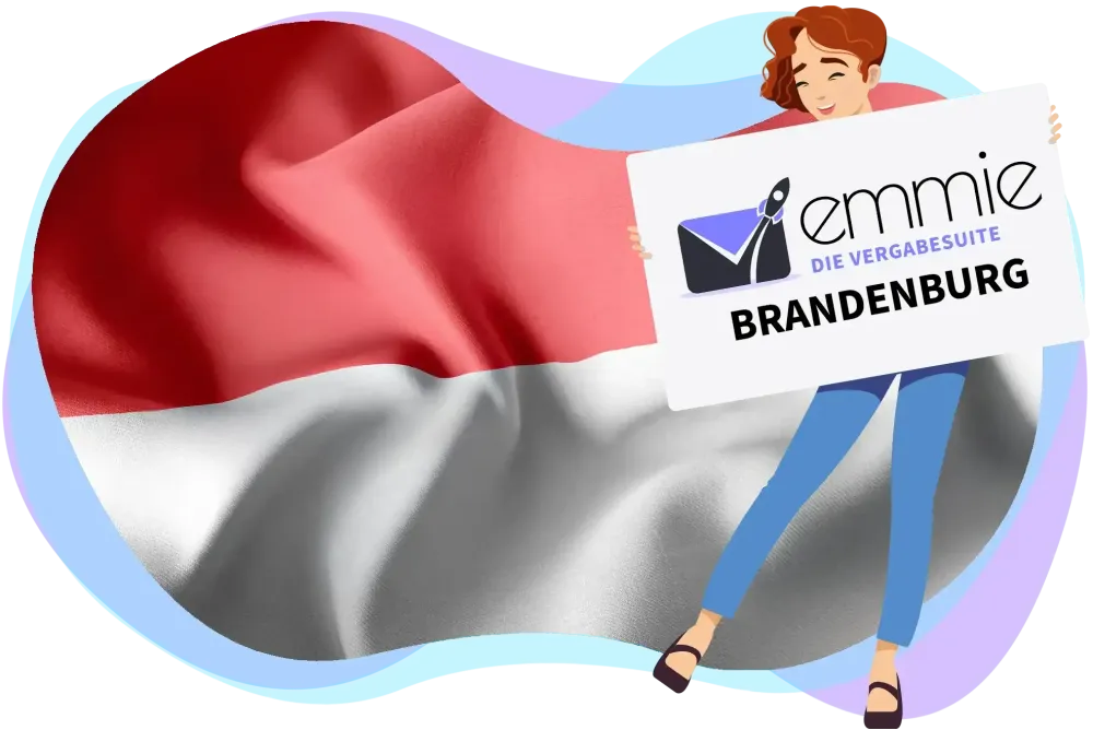 EMMIE-Figur mit Schriftzug und Logo vor Brandenburg-Landesfarben.